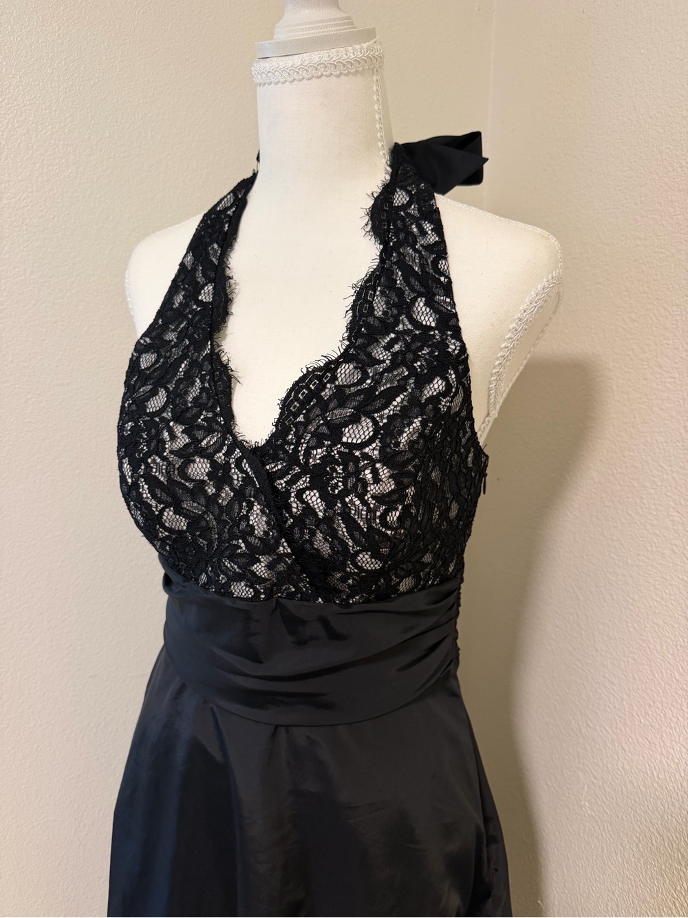 White House Black Market Black Lace Halter Backless Satin Cocktail Evening Dress